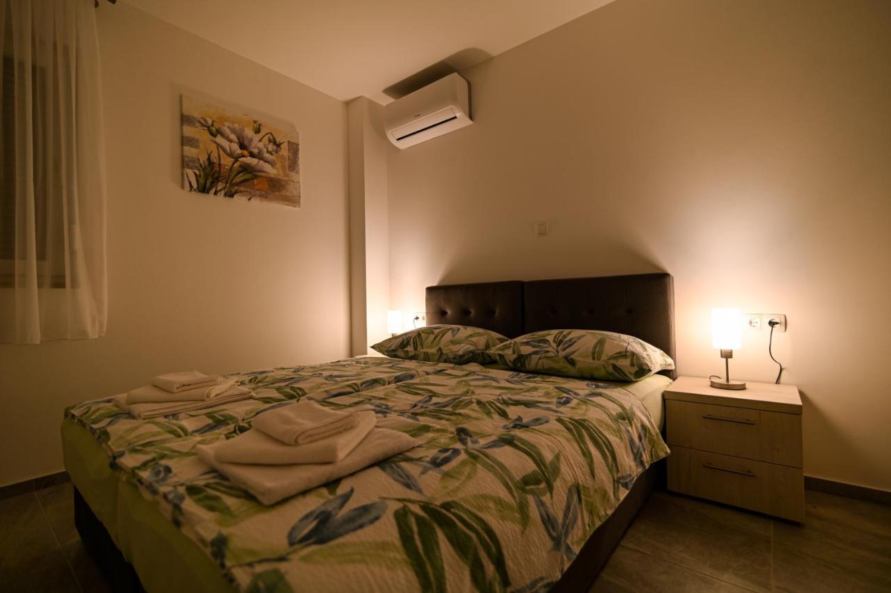 Luxury Apartment With Swimming Pool Ana Trogir Exterior foto