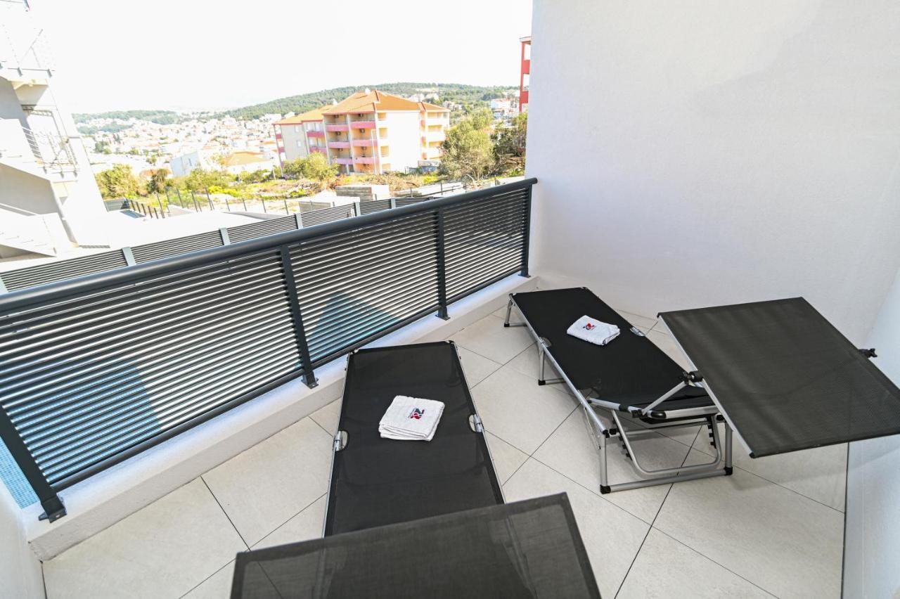Luxury Apartment With Swimming Pool Ana Trogir Exterior foto