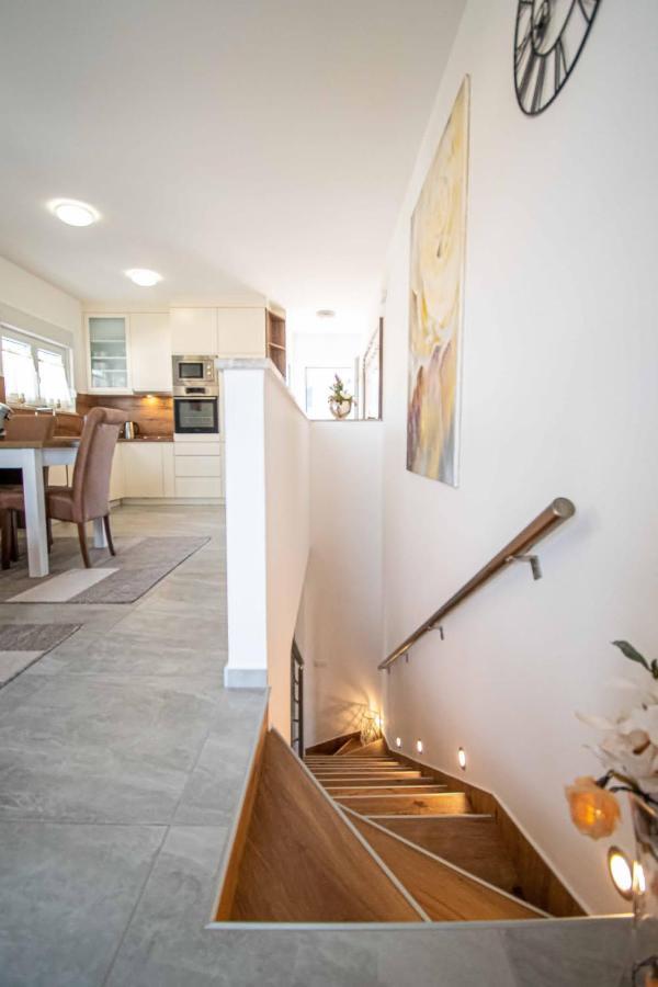 Luxury Apartment With Swimming Pool Ana Trogir Exterior foto