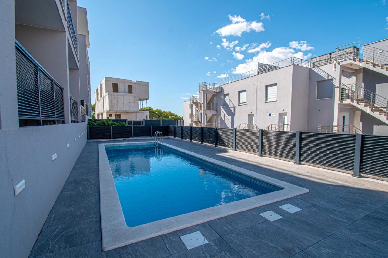 Luxury Apartment With Swimming Pool Ana Trogir Exterior foto