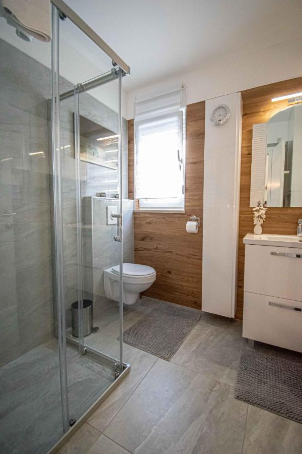 Luxury Apartment With Swimming Pool Ana Trogir Exterior foto